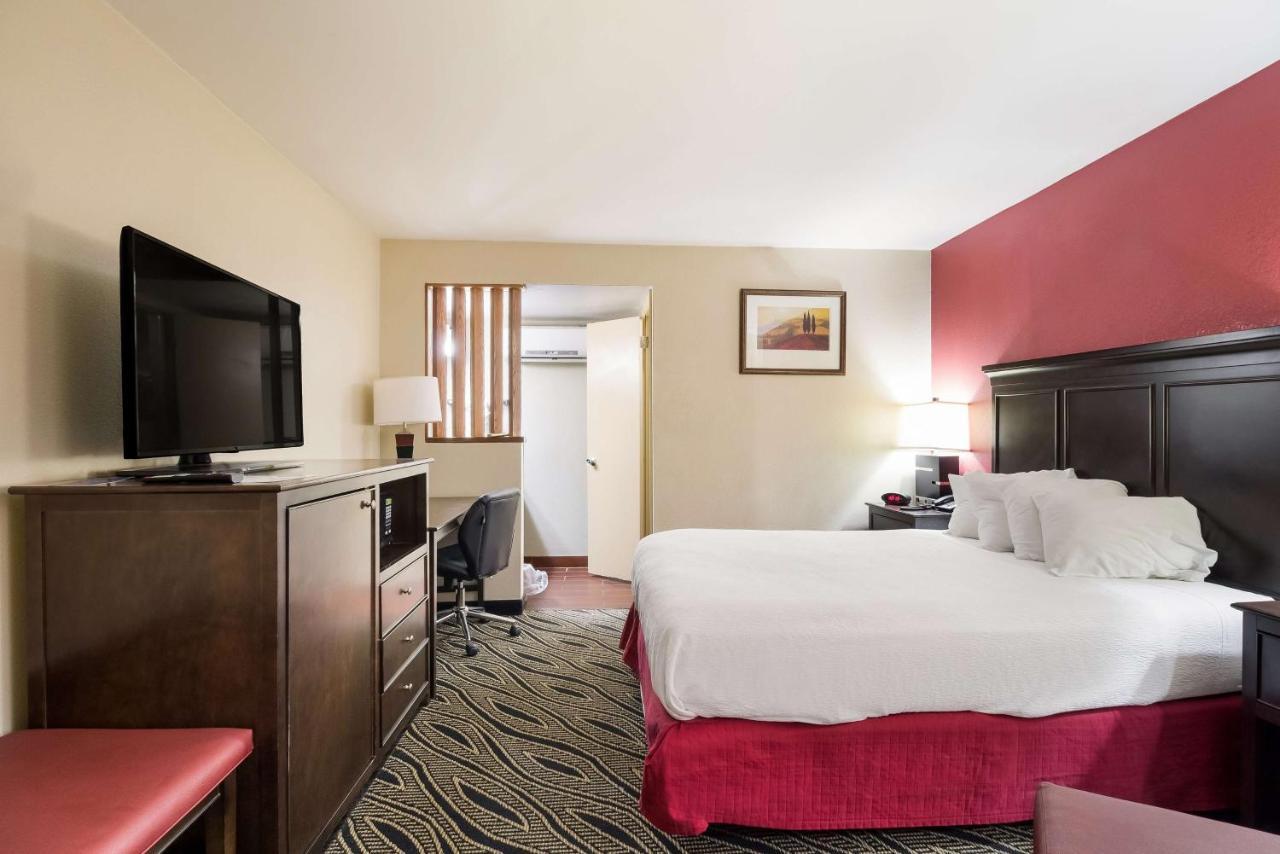 Best Western Braddock Hotel 3*